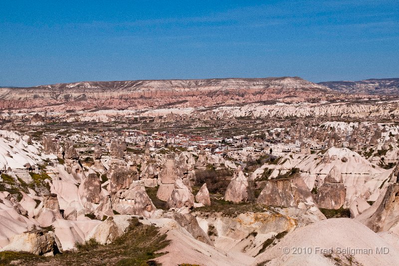 20100405_153821 D300.jpg - Along the Goreme to Uchisar Road